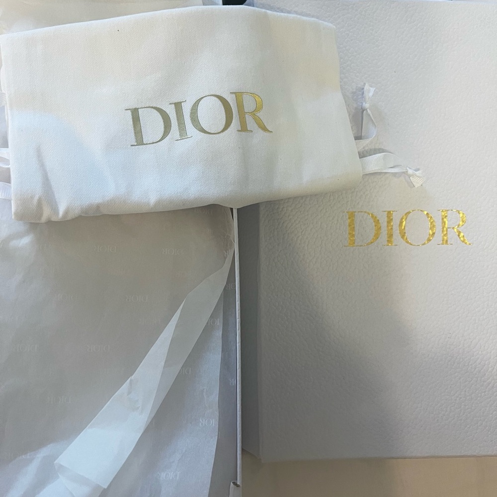 Dior Walk’N’Dior sneakers - Picture 6 of 6